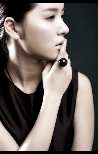 Brands We Love Pietraquadra stone jewels